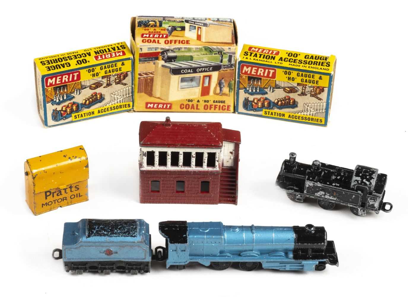 Lot 4 - Model rail. A Lone Star "Locos" train set