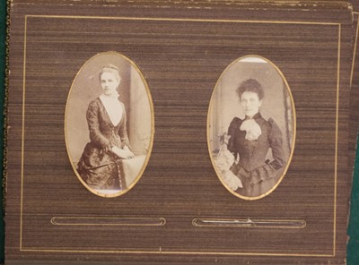 Lot 21 - Cartes de Visite. 17 Victorian albums, circa 1860s/1880s