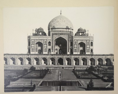 Lot 10 - Burma. An album of photographs of Burmese people and scenes