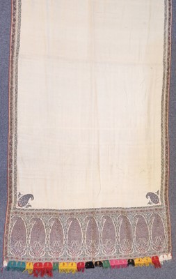 Lot 304 - Shawl. An early Kashmir shawl, circa 1800
