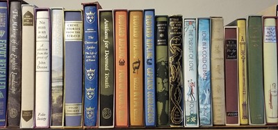 Lot 93 - Folio Society. 104 volumes of Folio Society publications