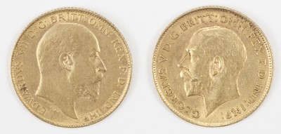 Lot 812 - Half Sovereign. Half Sovereigns, Edward VII, 1908, George V 1911, George and Dragon reverse
