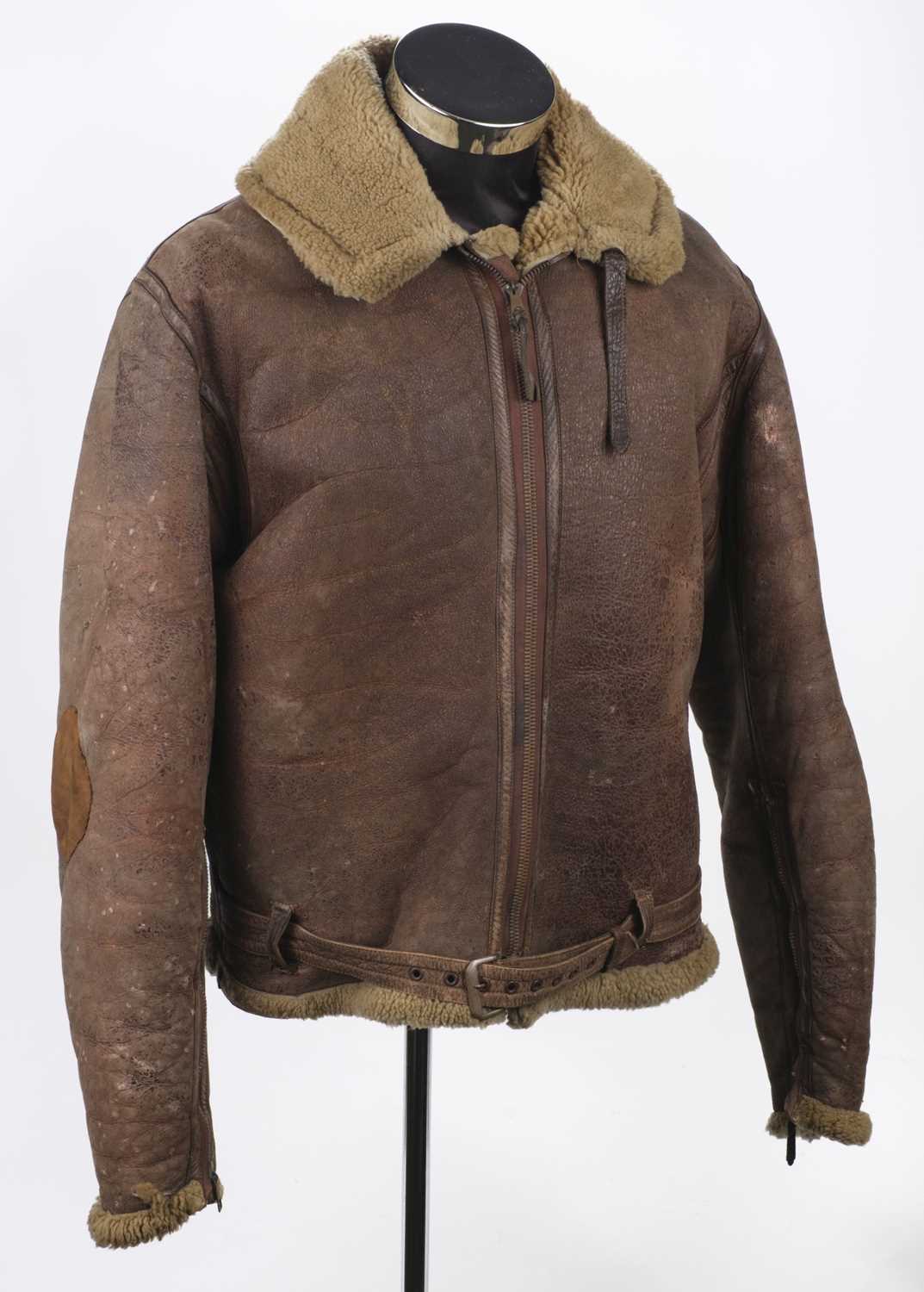 Lot 424 - Flying Jacket. A WWII Irvin pattern brown leather flying jacket