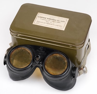 Lot 139 - Flying goggles. A pair of American Optical Company Polaroid flying goggles