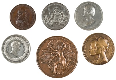 Lot 593 - Historical medals.
