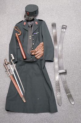 Lot 477 - Royal Ulster Constabulary. A modern female officer's uniform