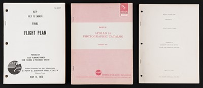 Lot 55 - NASA. A small collection of Apollo Flight Plans and photograph catalogues, 1963-75