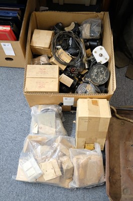 Lot 223 - Aircraft spares. A good collection of aircraft dials and instruments