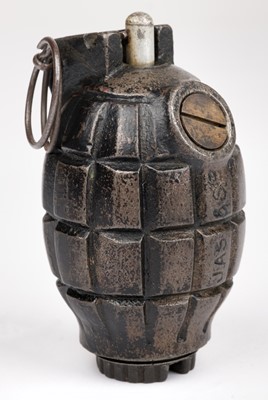 Lot 452 - Munitions. A WWI INERT No 36M Mk I Mills bomb by James Allen Senior & Sons, Glasgow, dated 1917